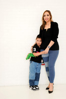 {M} FAM 08/06/2025 AV/EB PP
